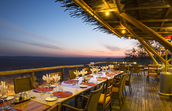 Dine under the dazzling African night-sky (Etosha)
