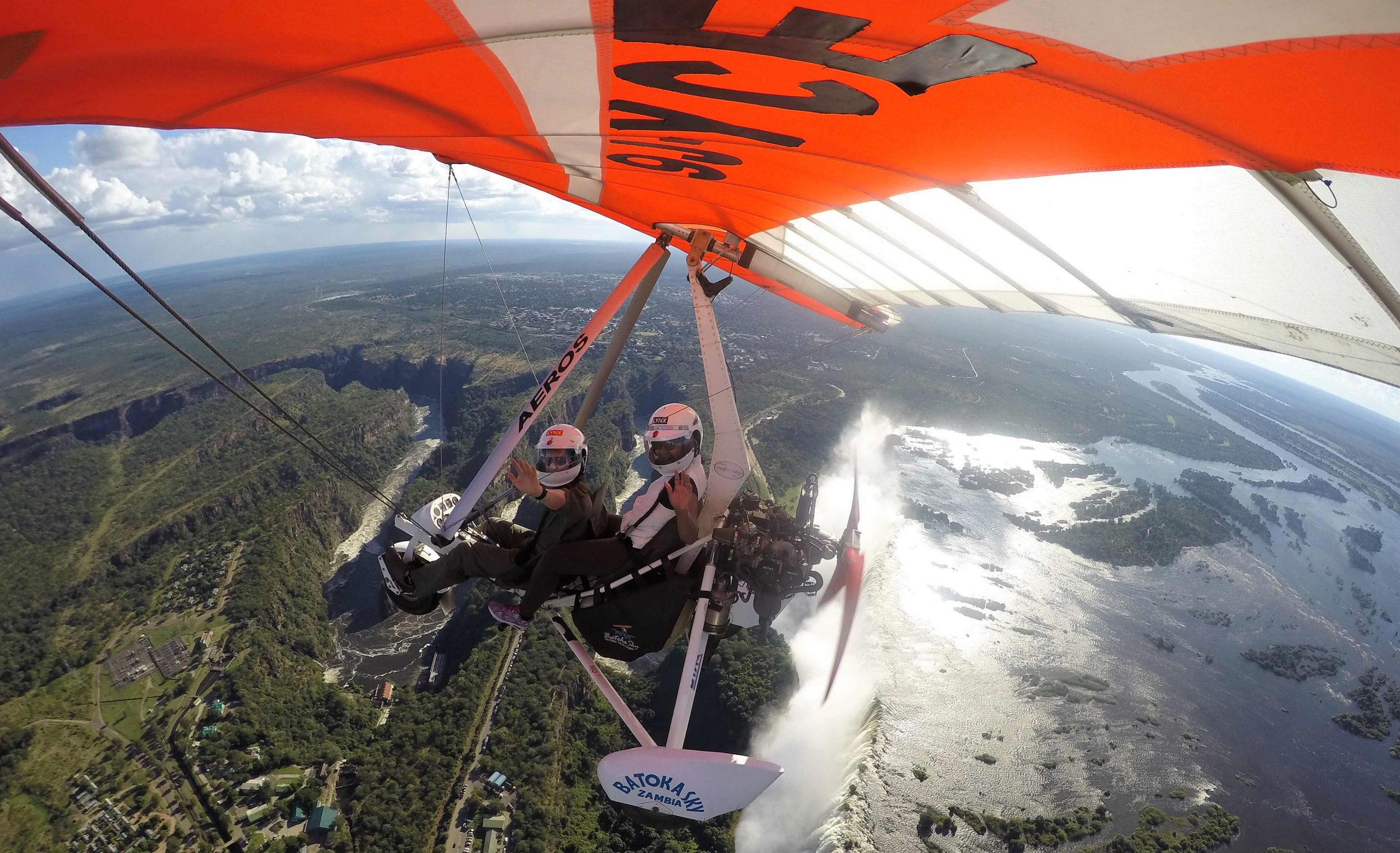 Microlight flight over The Falls